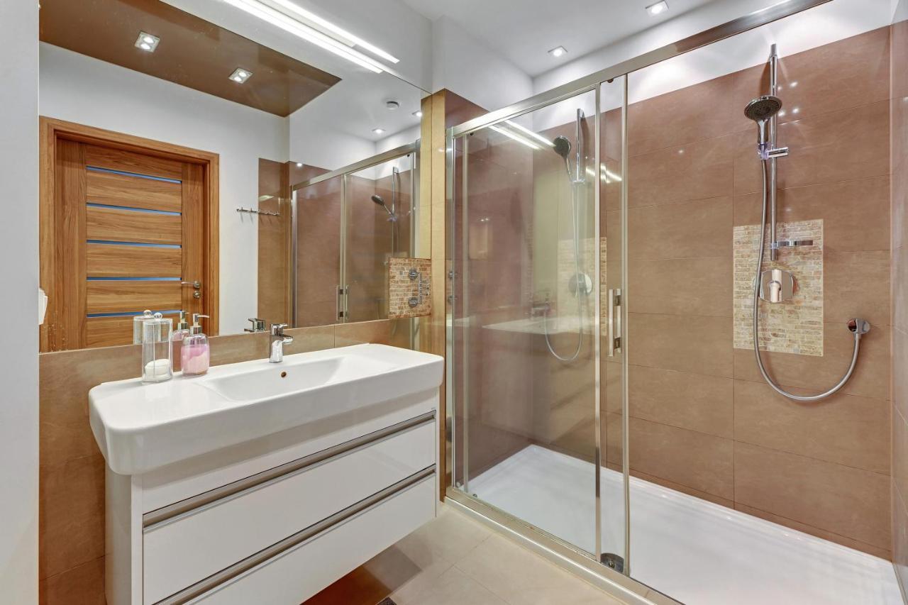 Апартаменты Apartament Szafarnia Waterline, Marina Гданьск Экстерьер фото
